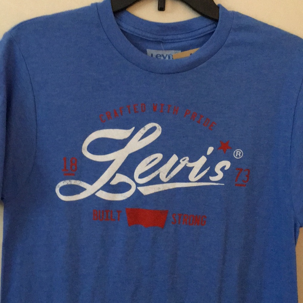 Levi’s shirt